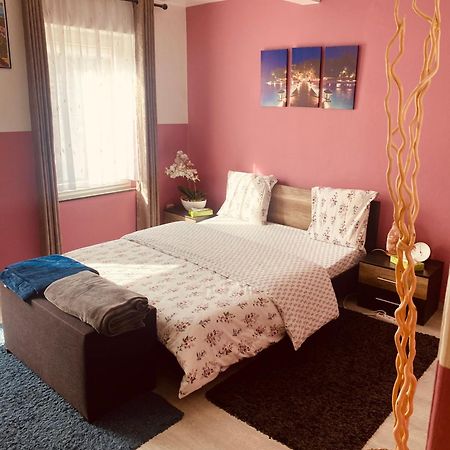 Willa Bien-Etre-Au-Calme Et Parking Gratuit Seraing Zewnętrze zdjęcie