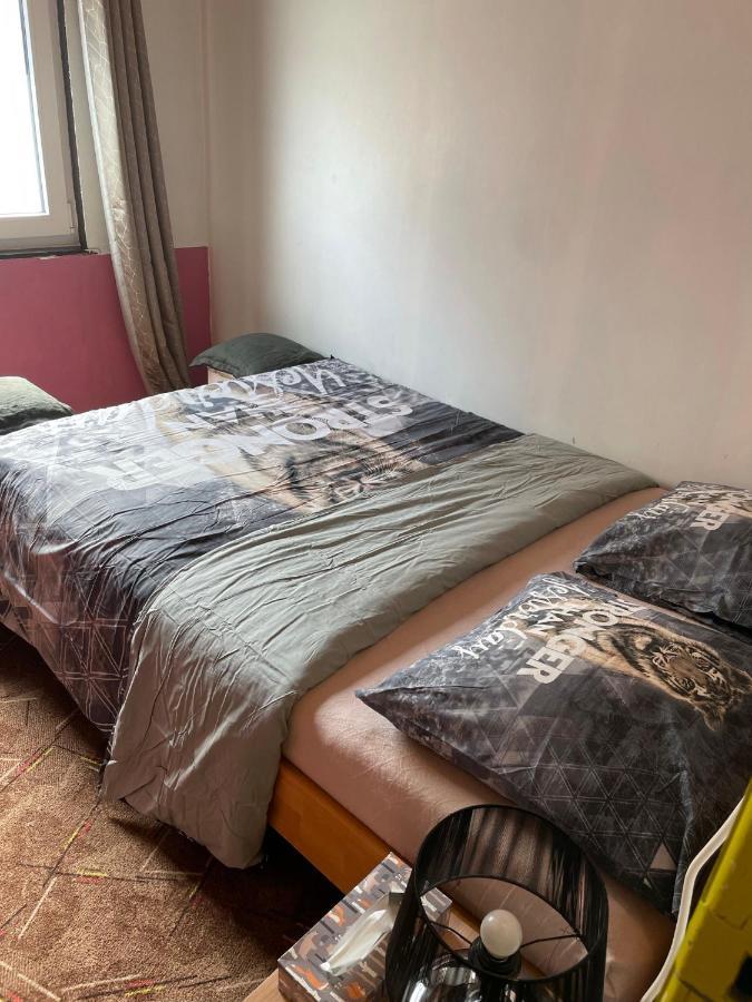 Willa Bien-Etre-Au-Calme Et Parking Gratuit Seraing Zewnętrze zdjęcie
