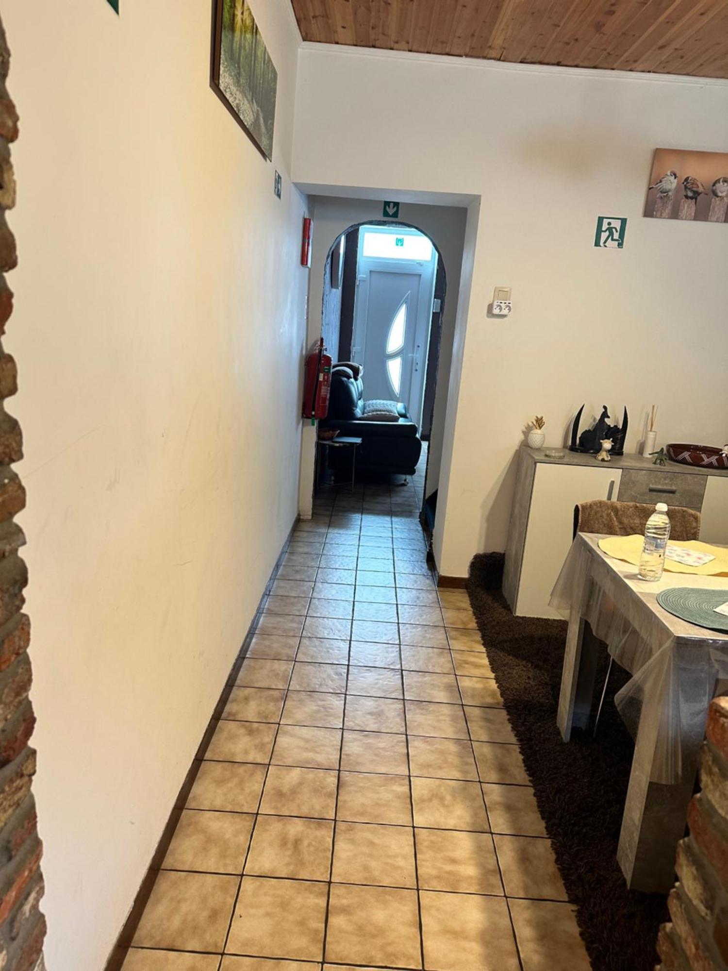 Willa Bien-Etre-Au-Calme Et Parking Gratuit Seraing Zewnętrze zdjęcie